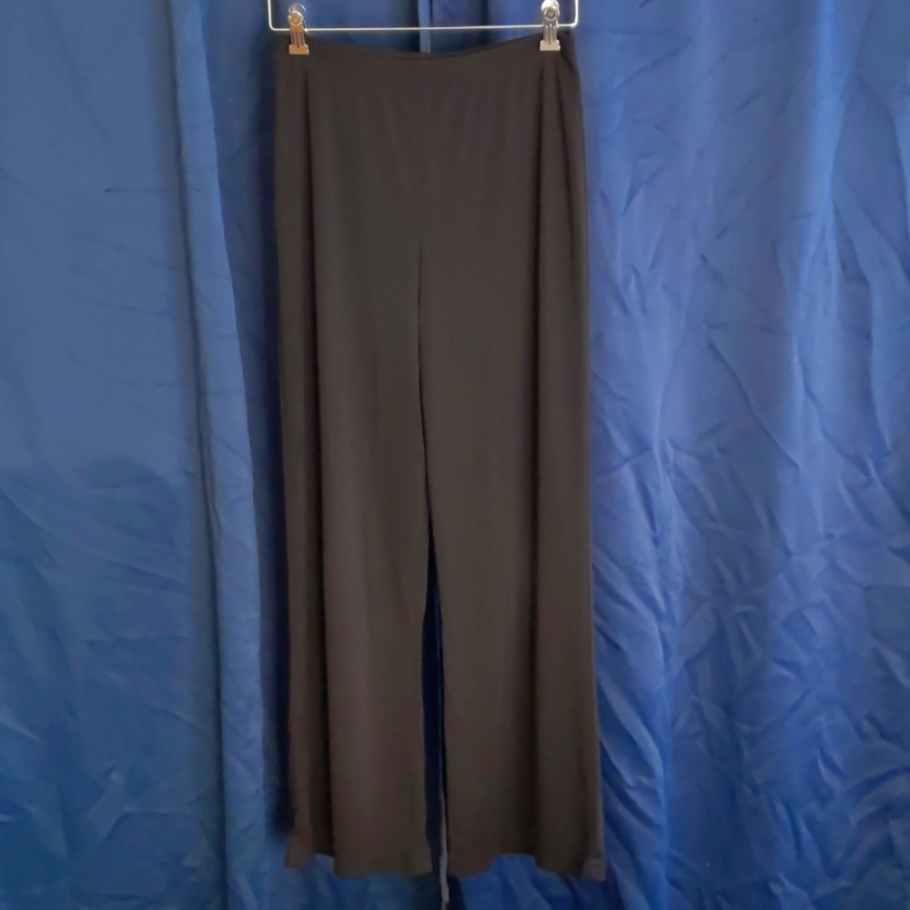 Wide cut elastic waisted Women's Sz 10 black pants